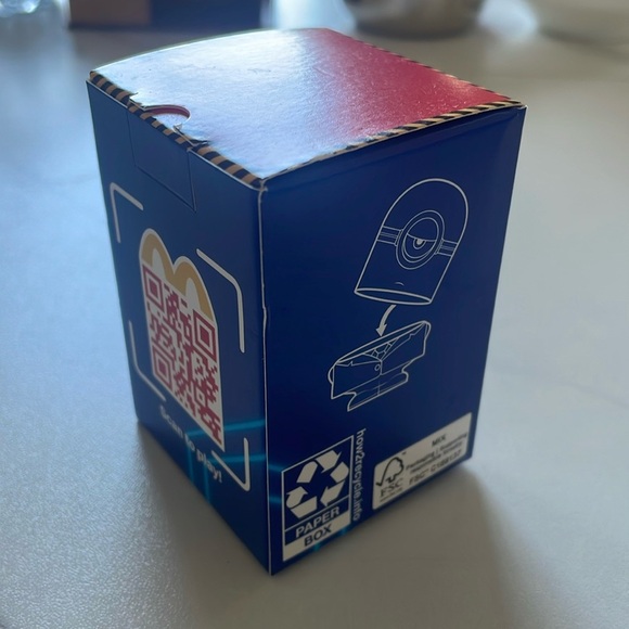 Despicable Me 4 McDonald's 2024 Collection Toy #5 Avl Jerry - Picture 2 of 4